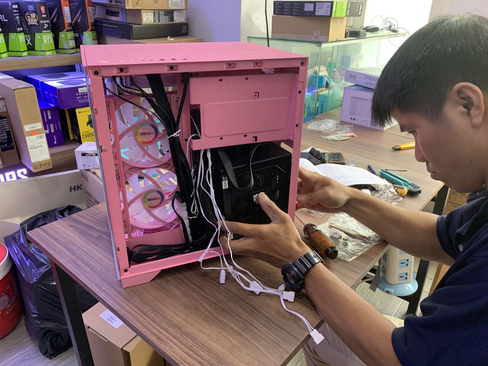 /5-dich-vu-sua-chua-laptop-tai-nha